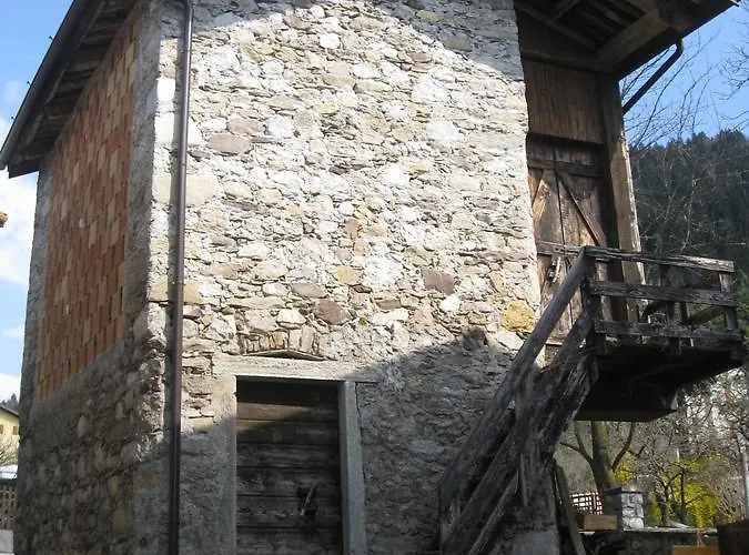 Vendégház Stalut Puestines 3*